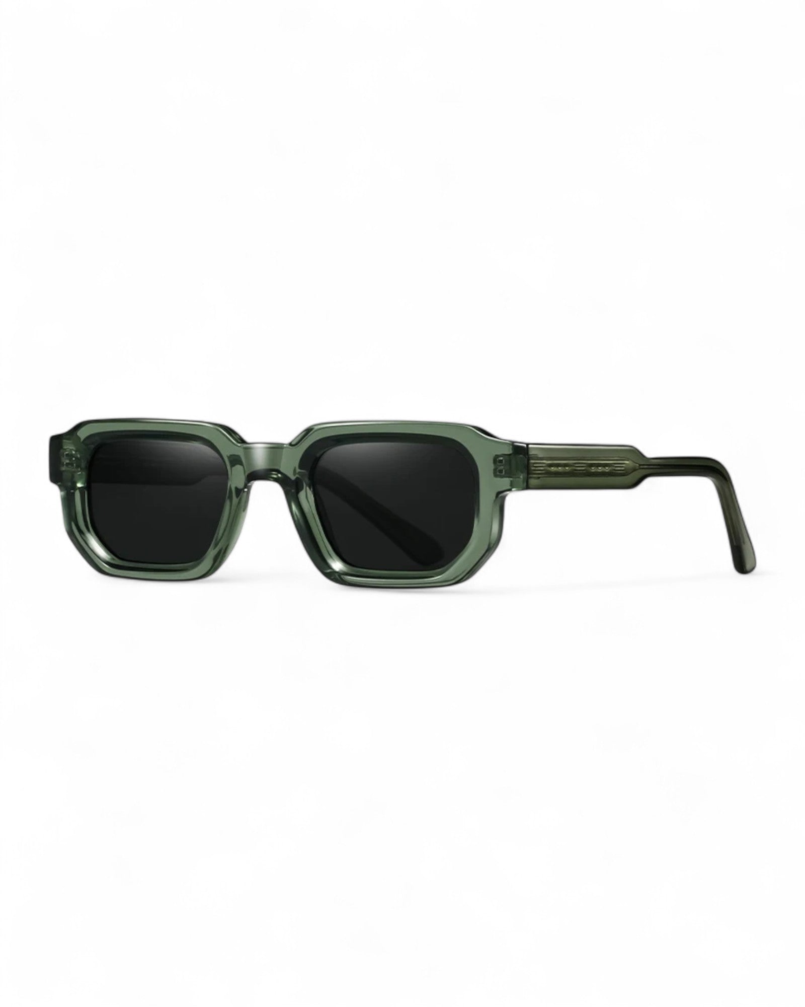 MAGGENTA SUNGLASSES
