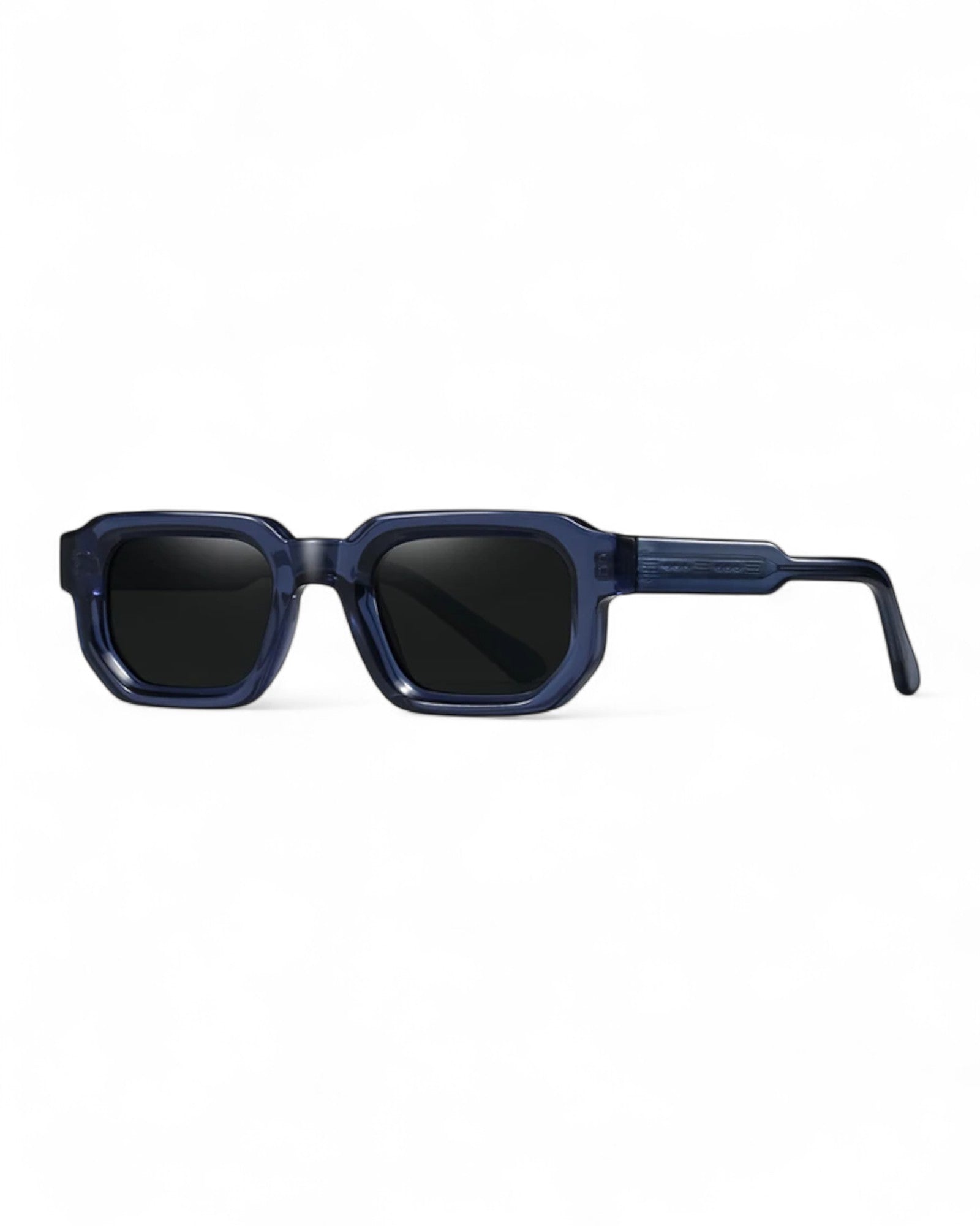 MAGGENTA SUNGLASSES